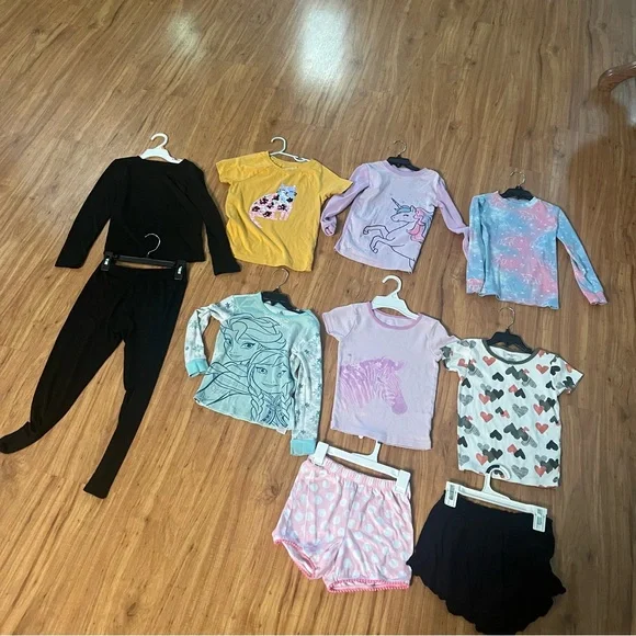Size 7 girls clothing bundle - Picture 1 of 8